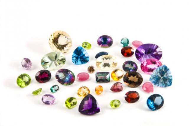 Top 7 Tips to Buying Gemstones Online - NEW HUB STORE